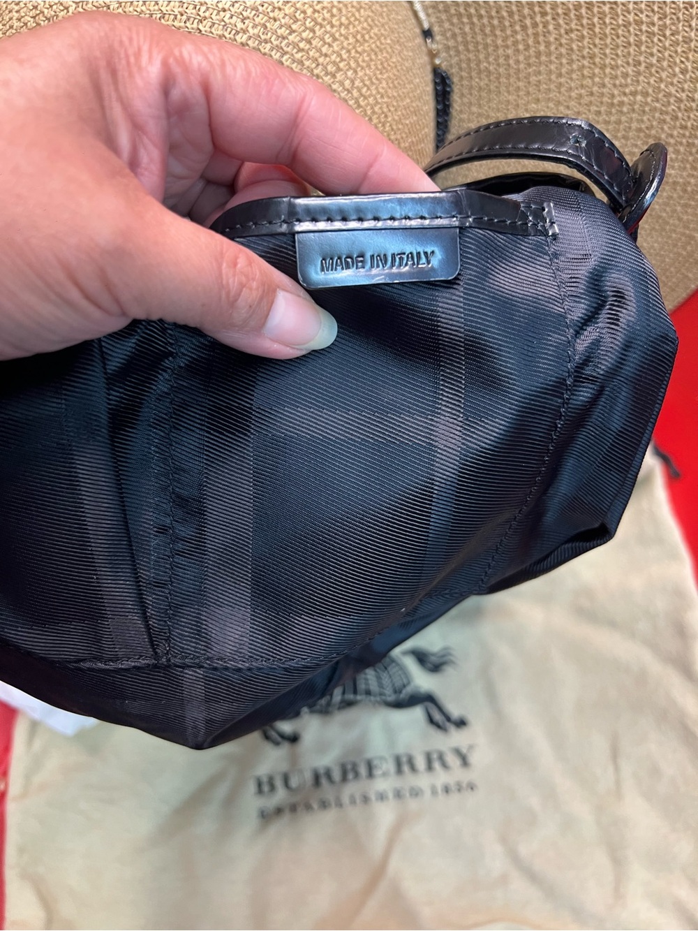 Burberry Black Quilted & Smooth Leather Crossbody Bag - Picture 7 of 8